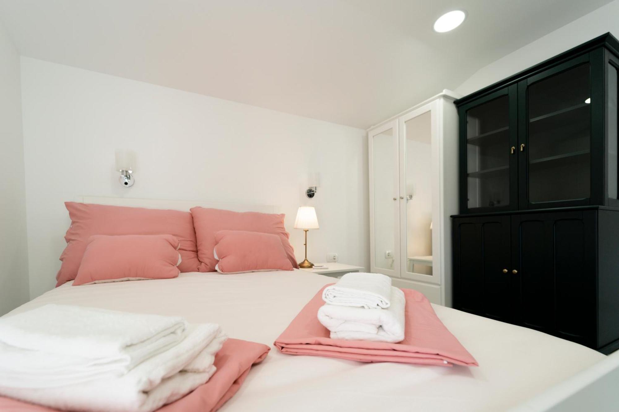 Blue Eden In Old Town Private Penthouse Apartment *