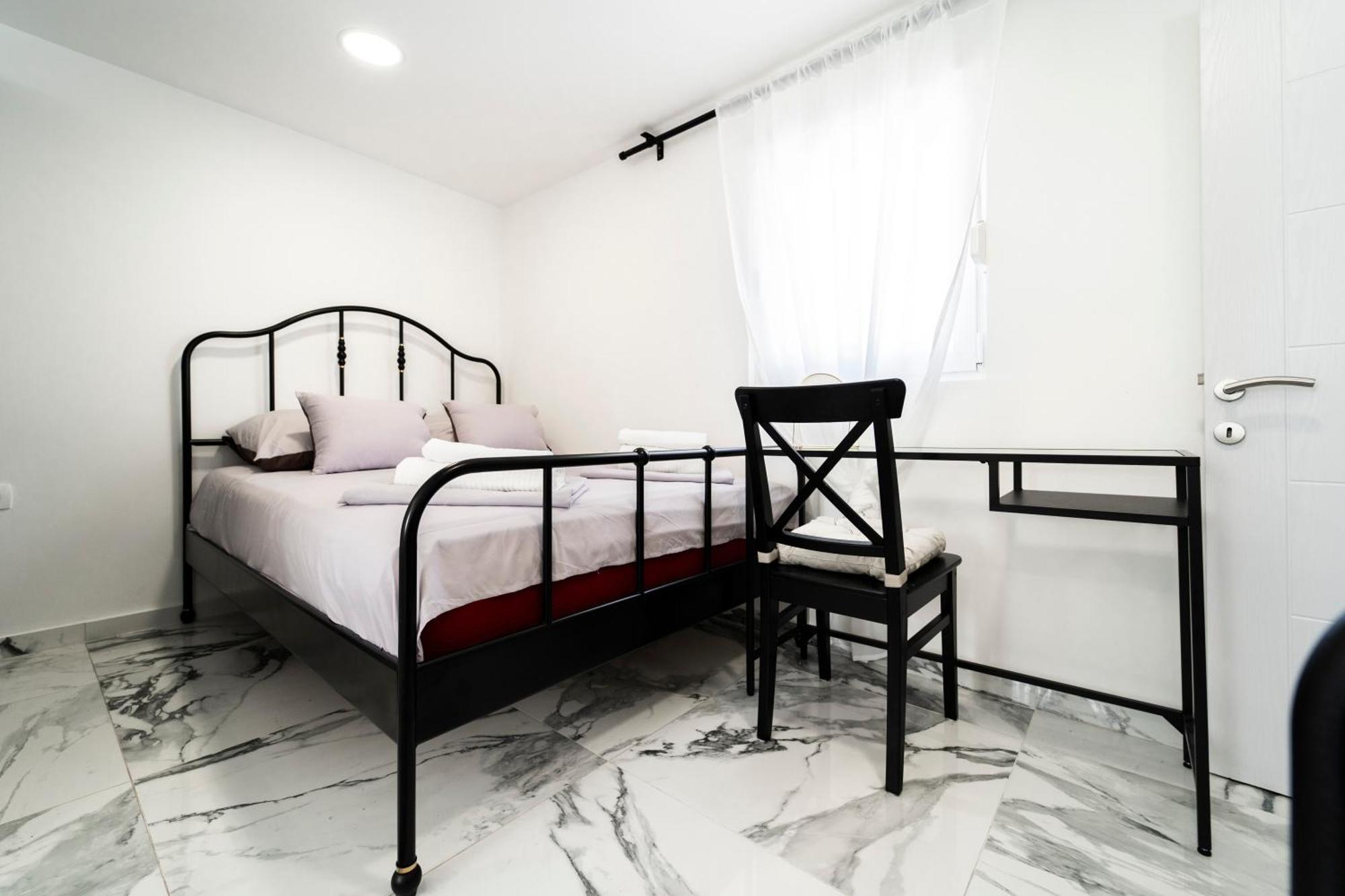 Blue Eden In Old Town Private Penthouse Apartment *