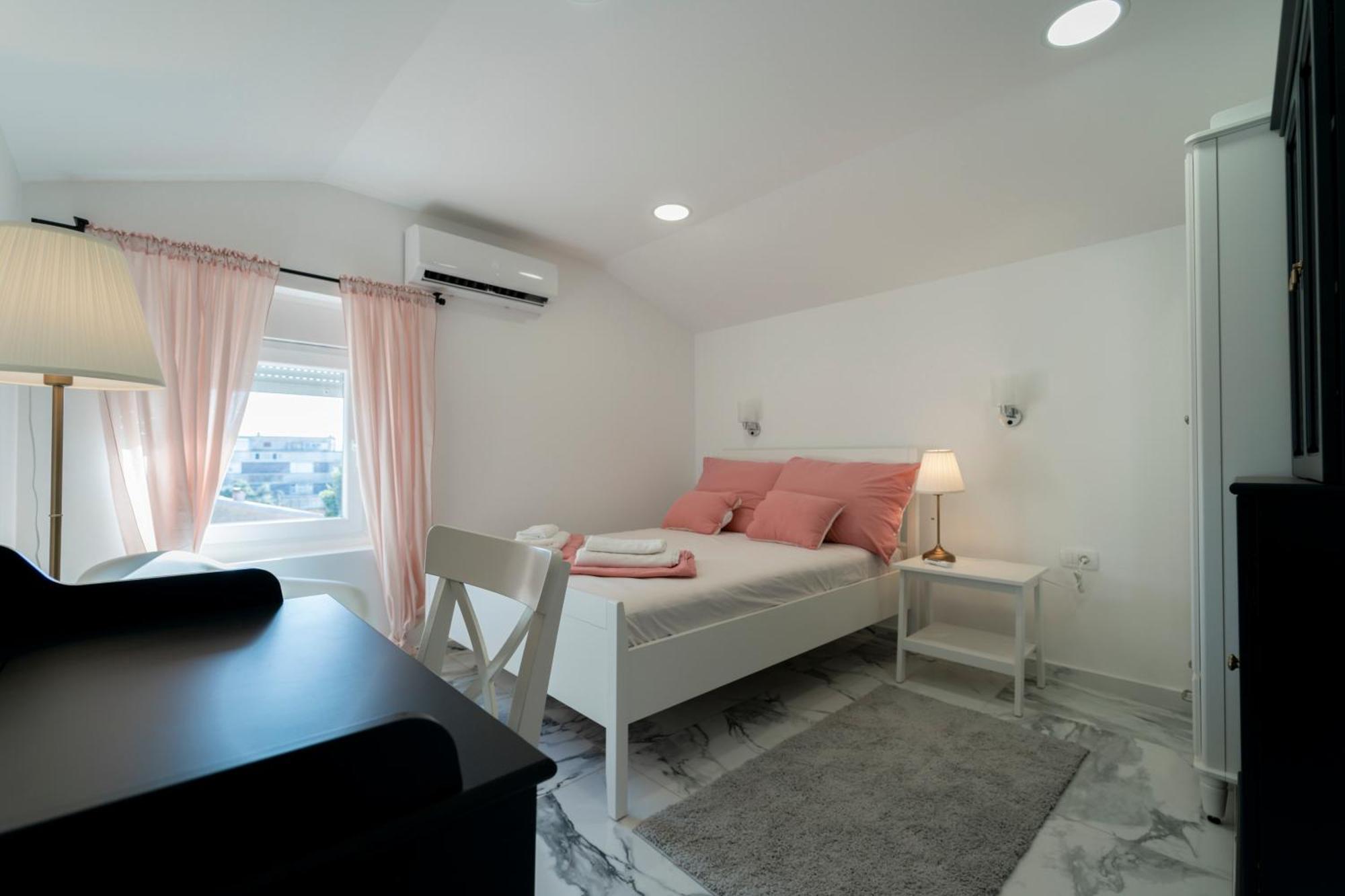 Blue Eden In Old Town Private Penthouse *